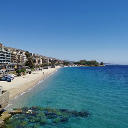 Blu Mediterraneo B&B Messina Buitenkant foto